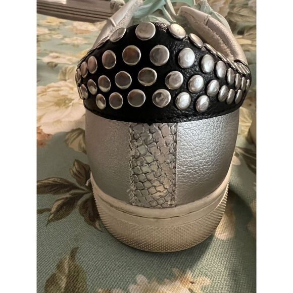 Steve Madden Sienna Philosophy Gold Snake Sneaker Womens Size 10M Used - Picture 7 of 7